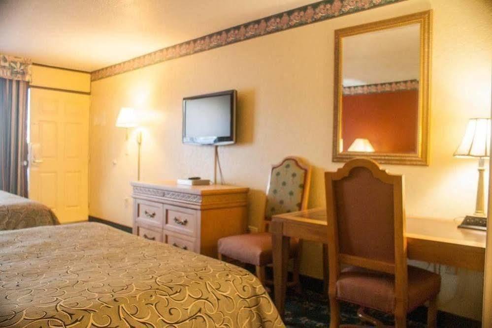 Polynesian Inn Сейнт Клауд Екстериор снимка